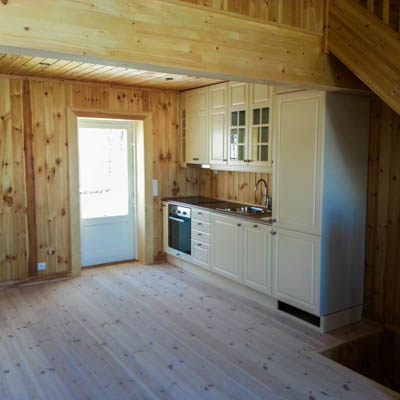 Log home interior finish